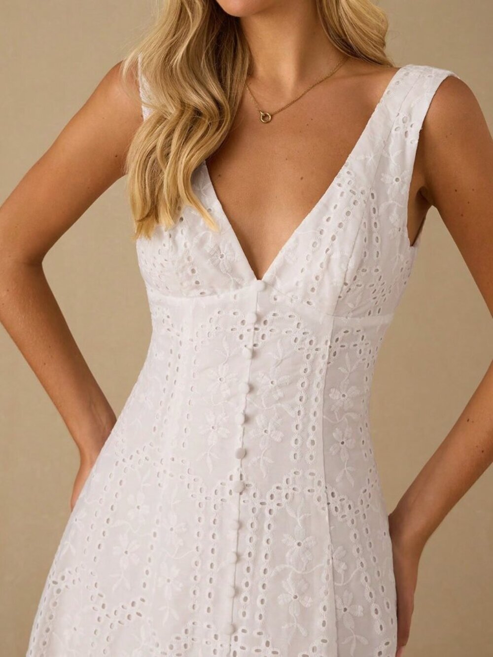 White Elegant Women's Holiday Floral Eyelet V-Neck Sleeveless Dress - Picture 4 of 7